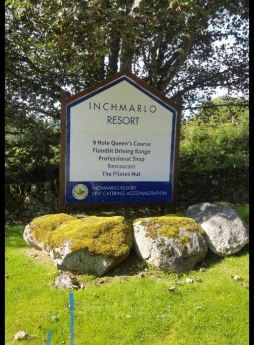 Apartment In Queens Court, Banchory Inchmarlo エクステリア 写真